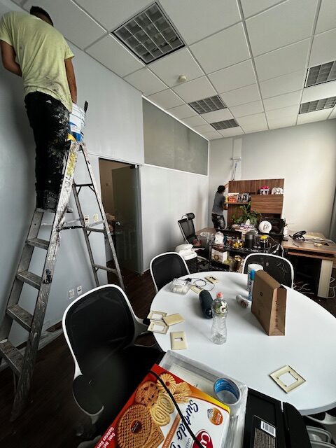 Pintura oficinas Lomas Verdes, Estado de México