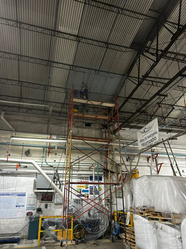 Mantenimiento en Techado De Nave Industrial, Tlalnepantla, Estado de México