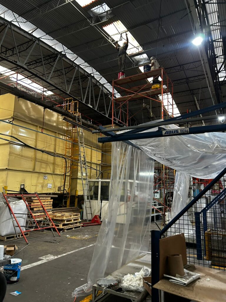 Mantenimiento en Techado De Nave Industrial, Tlalnepantla, Estado de México