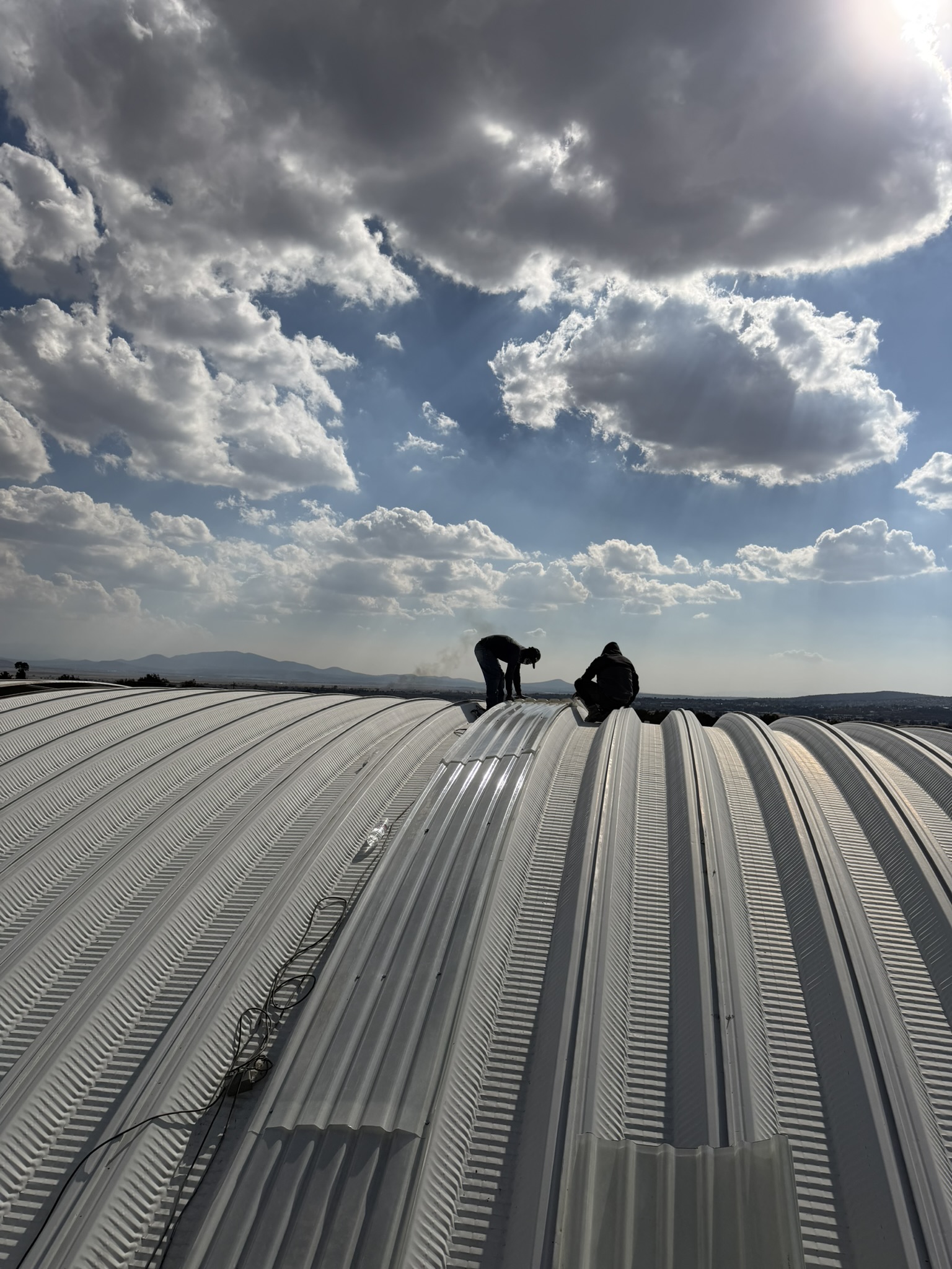 Cambio de láminas traslucidas arcotecho en Pachuca, HIdalgo