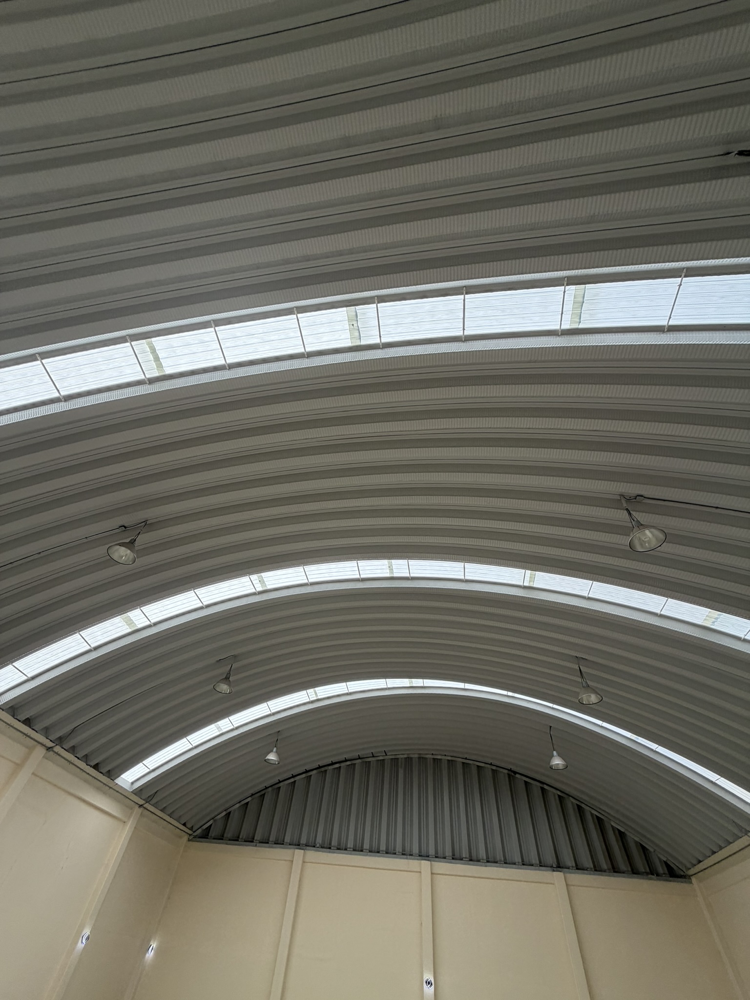 Cambio de láminas traslucidas arcotecho en Pachuca, HIdalgo