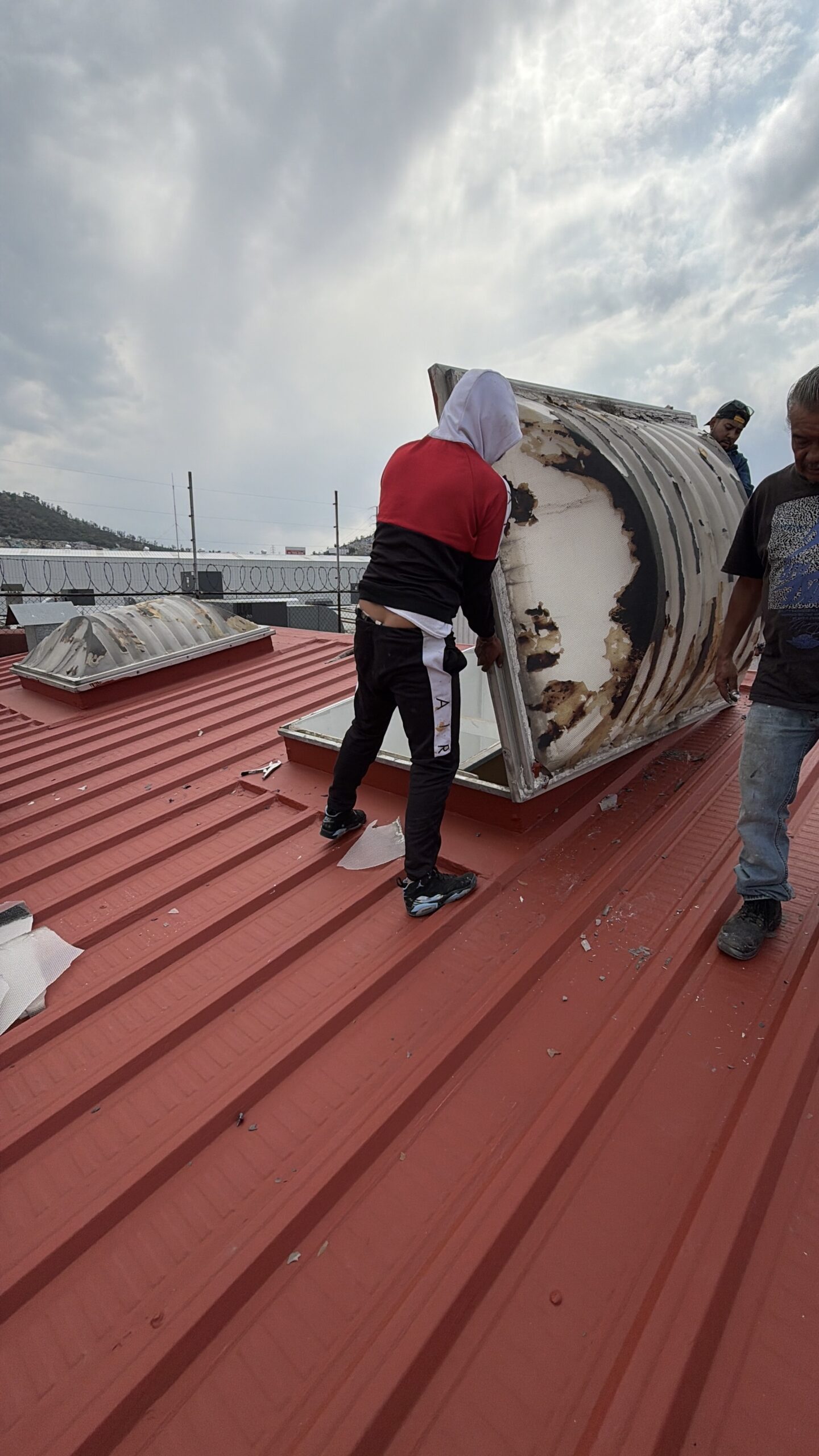 Cambio de domo acrílico a cristal templado en Tlalnepantla, EDO MEX